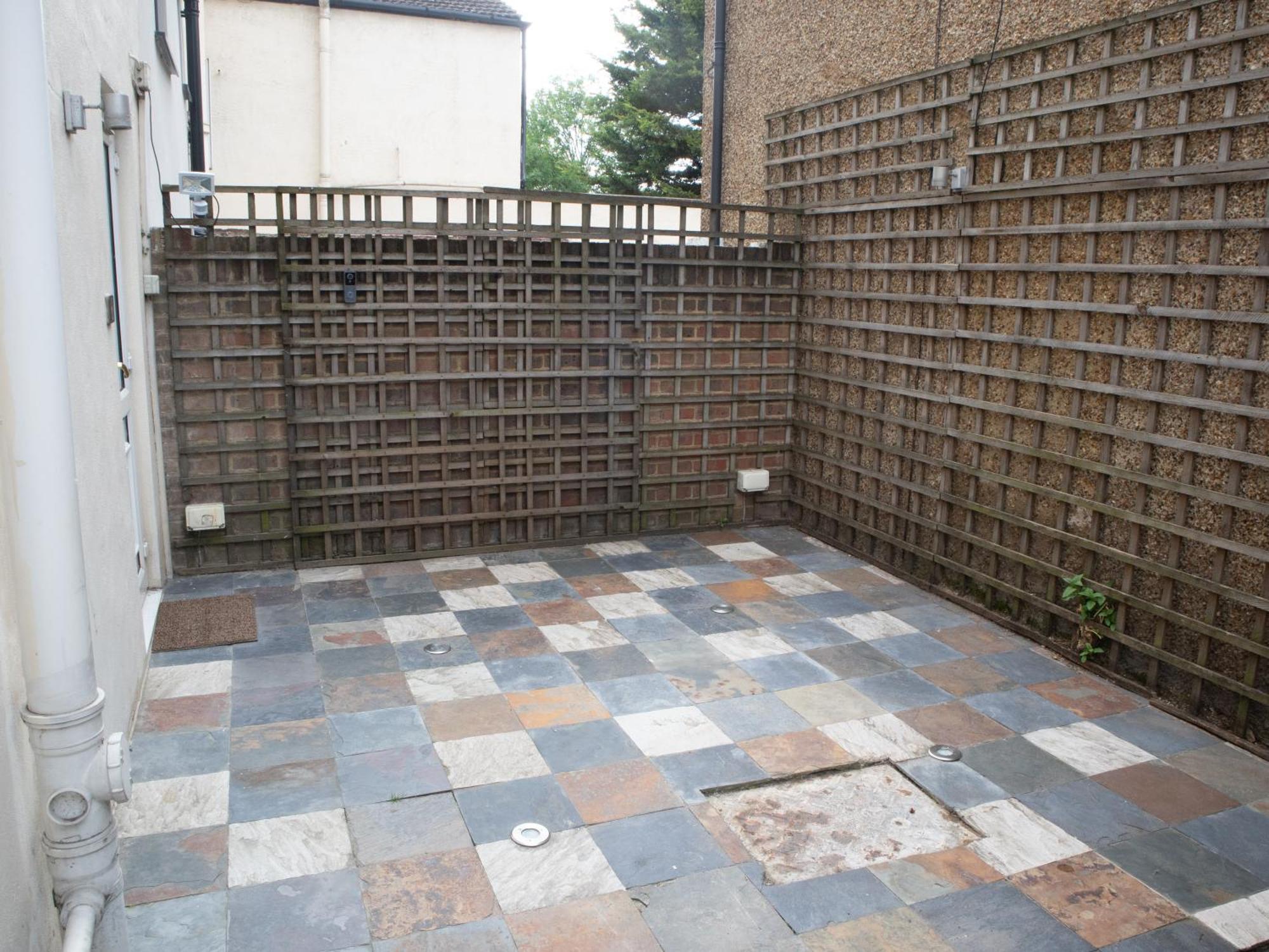 Bright Private Terrace - Free Private Parking - Tv - Wifi - Netflix Apartment Croydon Exterior photo